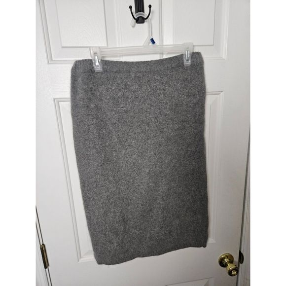 Richard And Company Size Large Gray Skirt Wool/Angora Blend - Picture 1 of 3